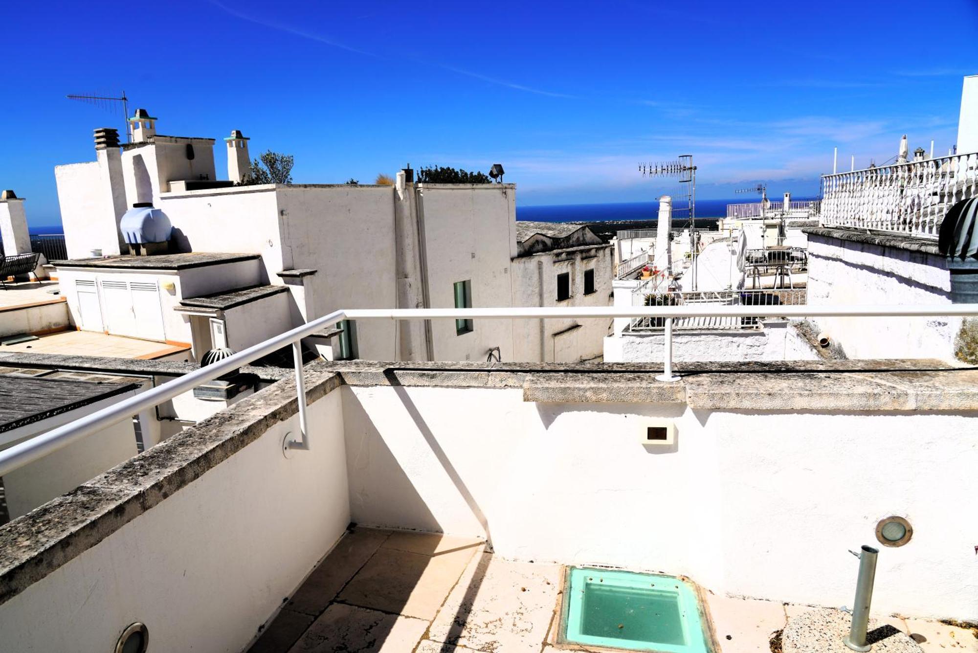 Dimora Lo Scrigno - Una Perla Nel Cuore Di Ostuni Bagian luar foto