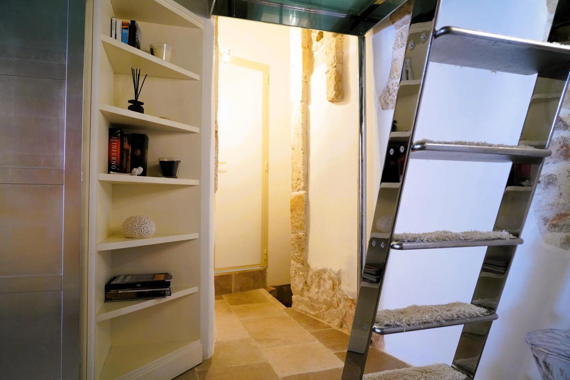 Dimora Lo Scrigno - Una Perla Nel Cuore Di Ostuni Bagian luar foto