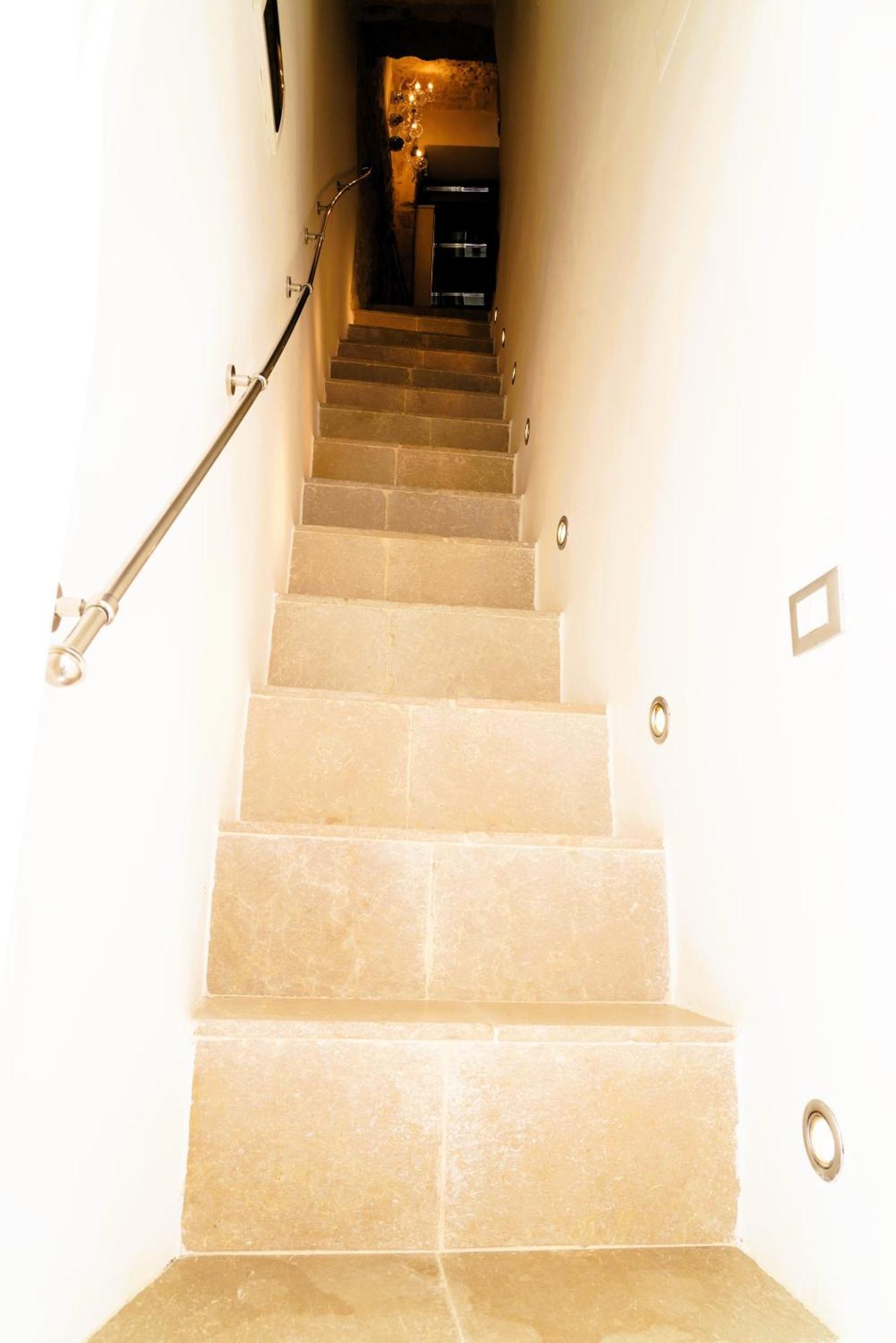 Dimora Lo Scrigno - Una Perla Nel Cuore Di Ostuni Bagian luar foto
